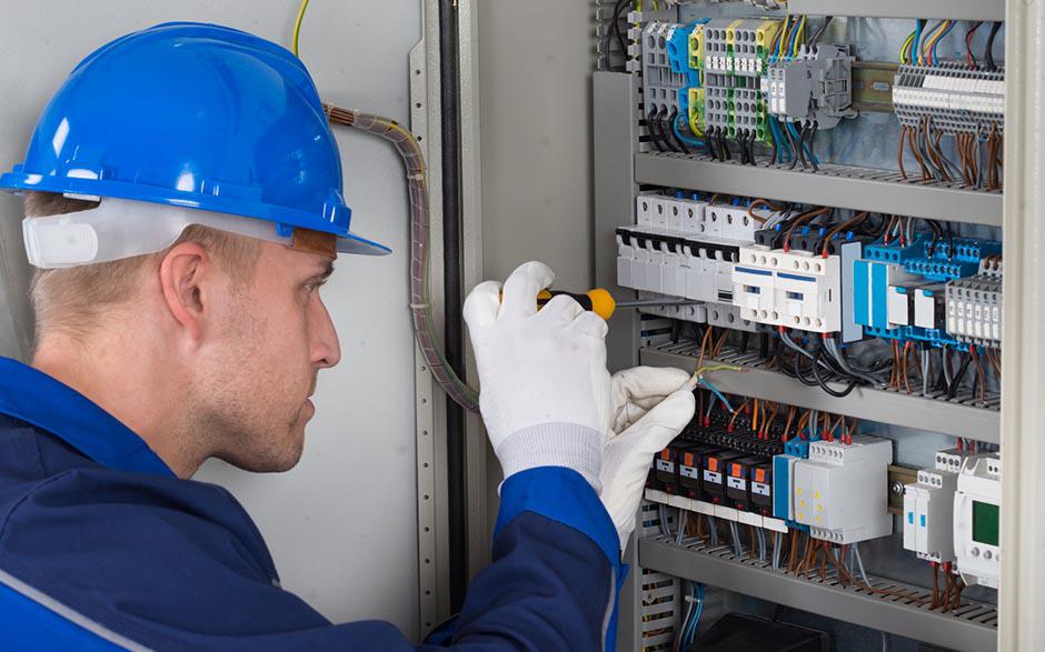 électricien installateur Paris 6
