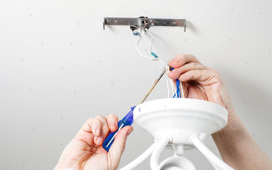 je recherche un électricien Meudon